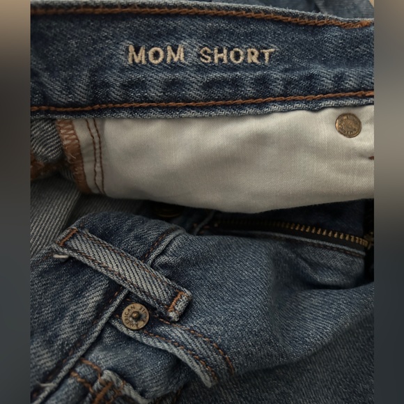 AMERICAN EAGLE Mom Shorts - Picture 6 of 8